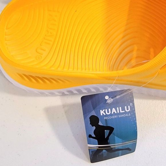 Kailua Recovery Sandals Mens 10 Yellow Marigold Cushioned Slides Athlete NWT - Picture 5 of 10